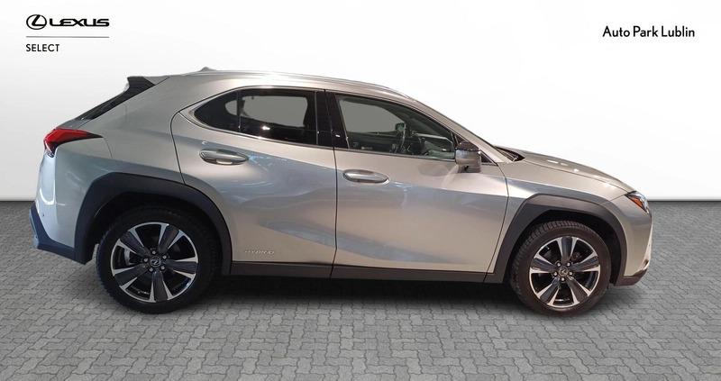 Lexus UX cena 145000 przebieg: 73343, rok produkcji 2020 z Chodzież małe 254